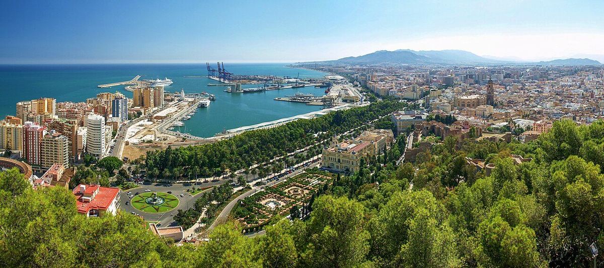 Málaga — destination photograph