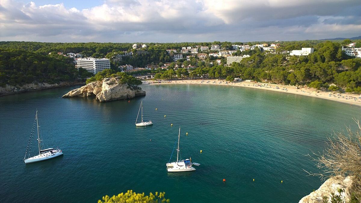 Cala Galdana — destination photograph