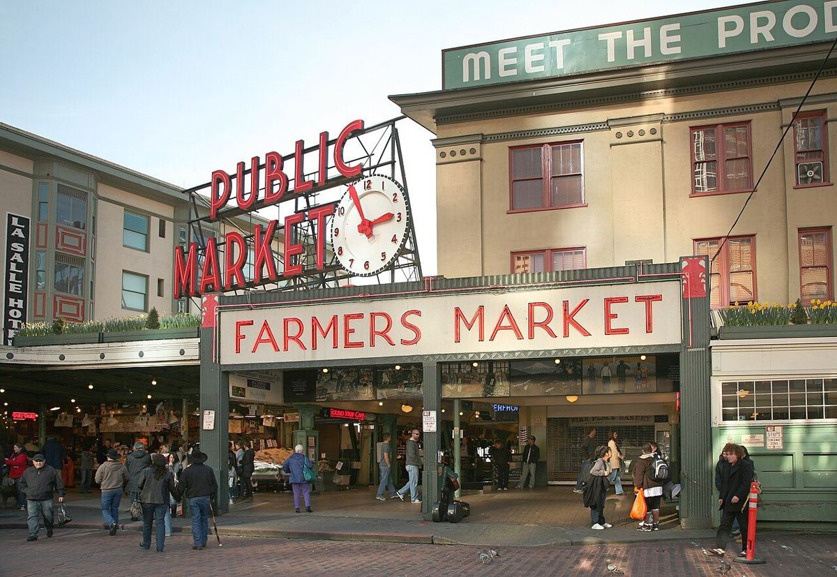 Pike Place Market — destination photograph